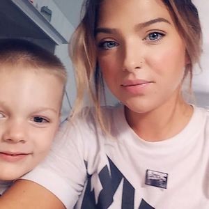 Meet your Posher, Steph